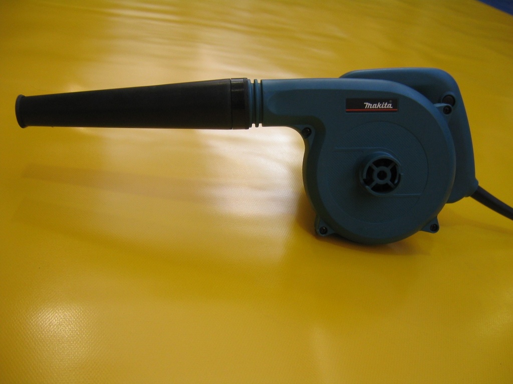 Handblower